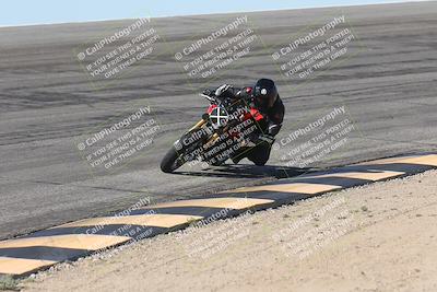 media/Oct-13-2025-Moto Forza (Mon) [[a66d839500]]/3-B Group/Session 2 (Bowl)/